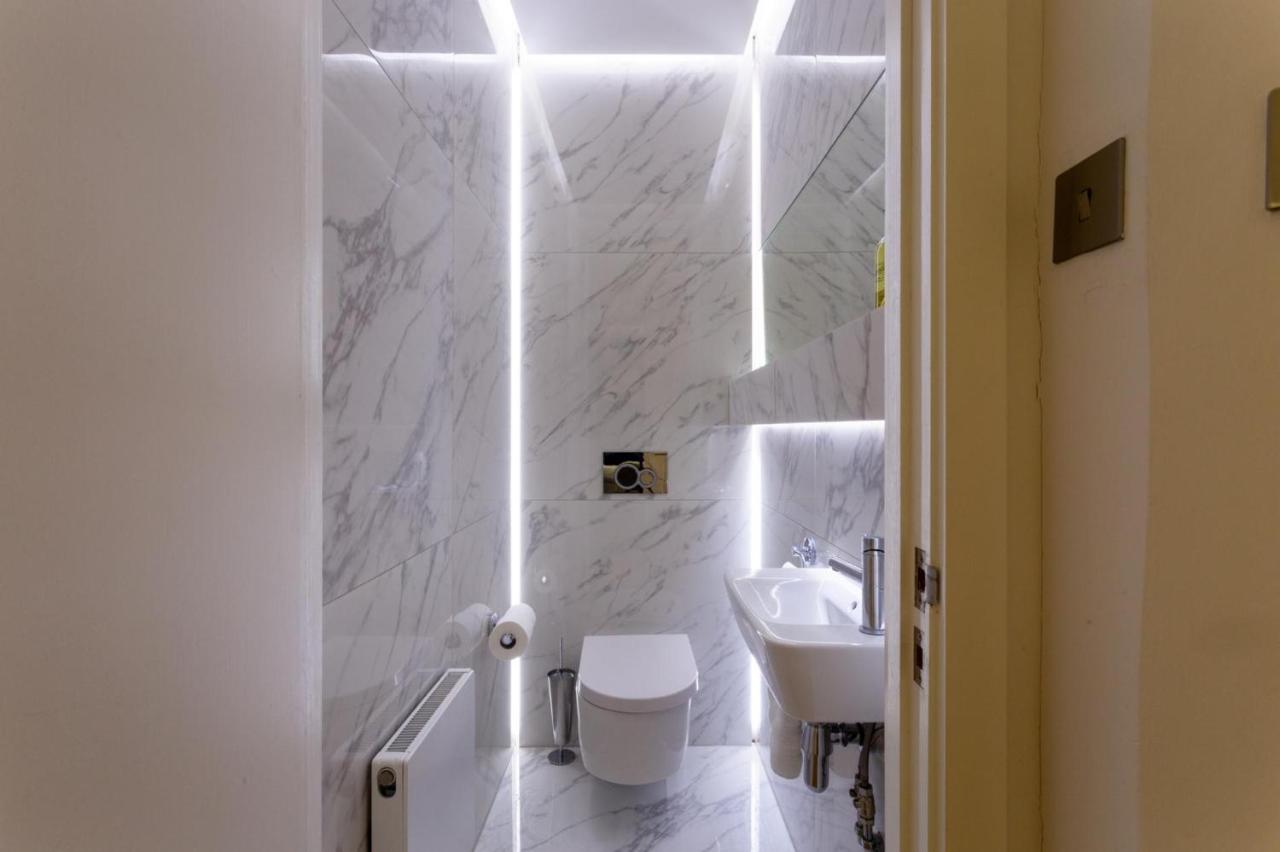 New Stunning 5Bd Mews House Villa London Bagian luar foto