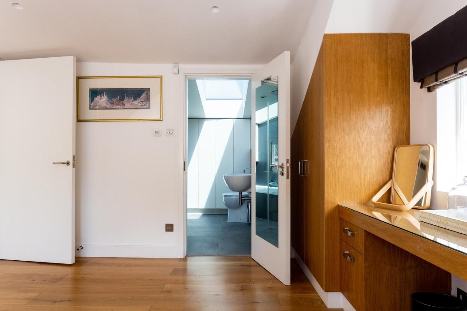 New Stunning 5Bd Mews House Villa London Bagian luar foto