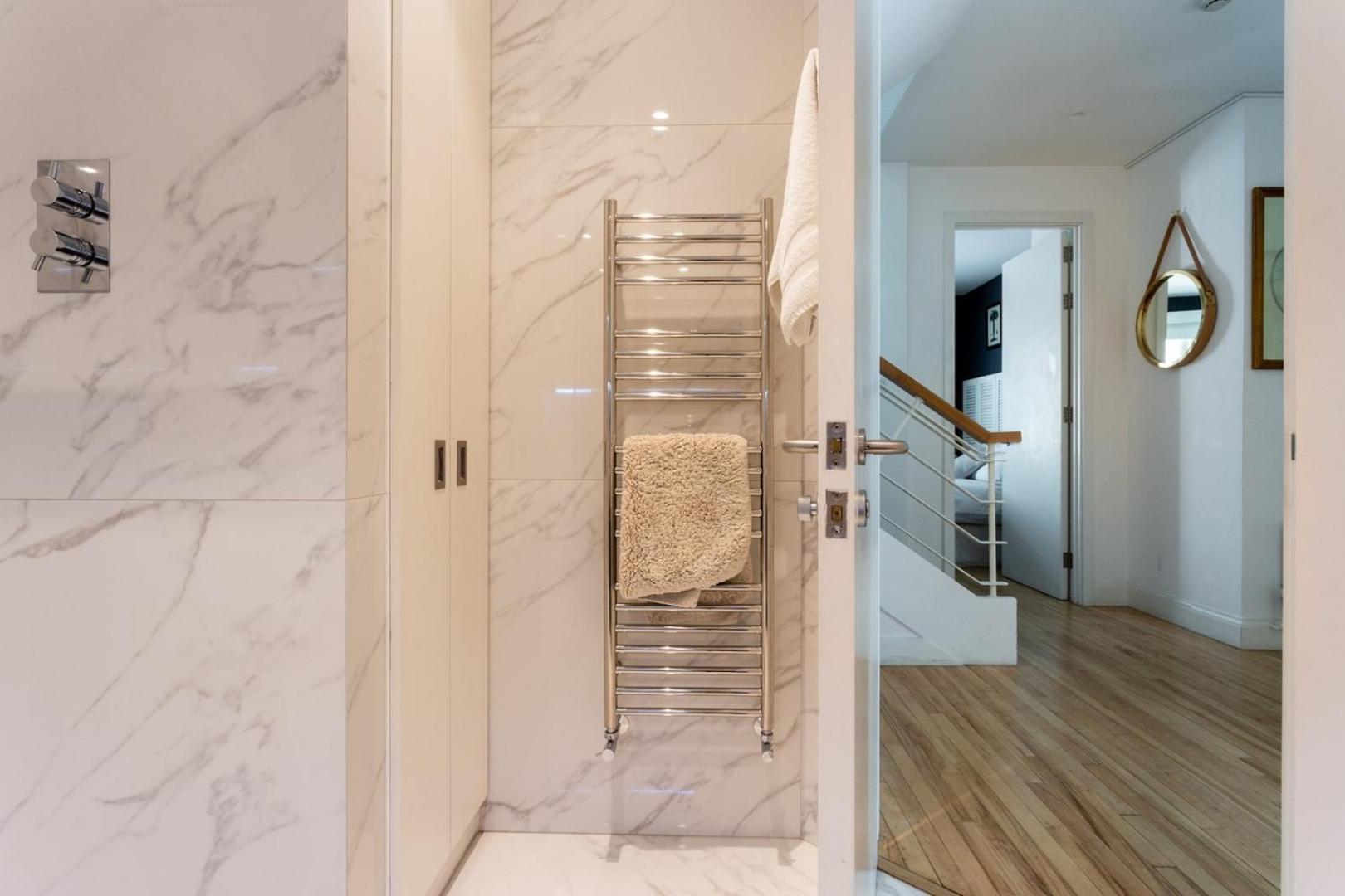 New Stunning 5Bd Mews House Villa London Bagian luar foto