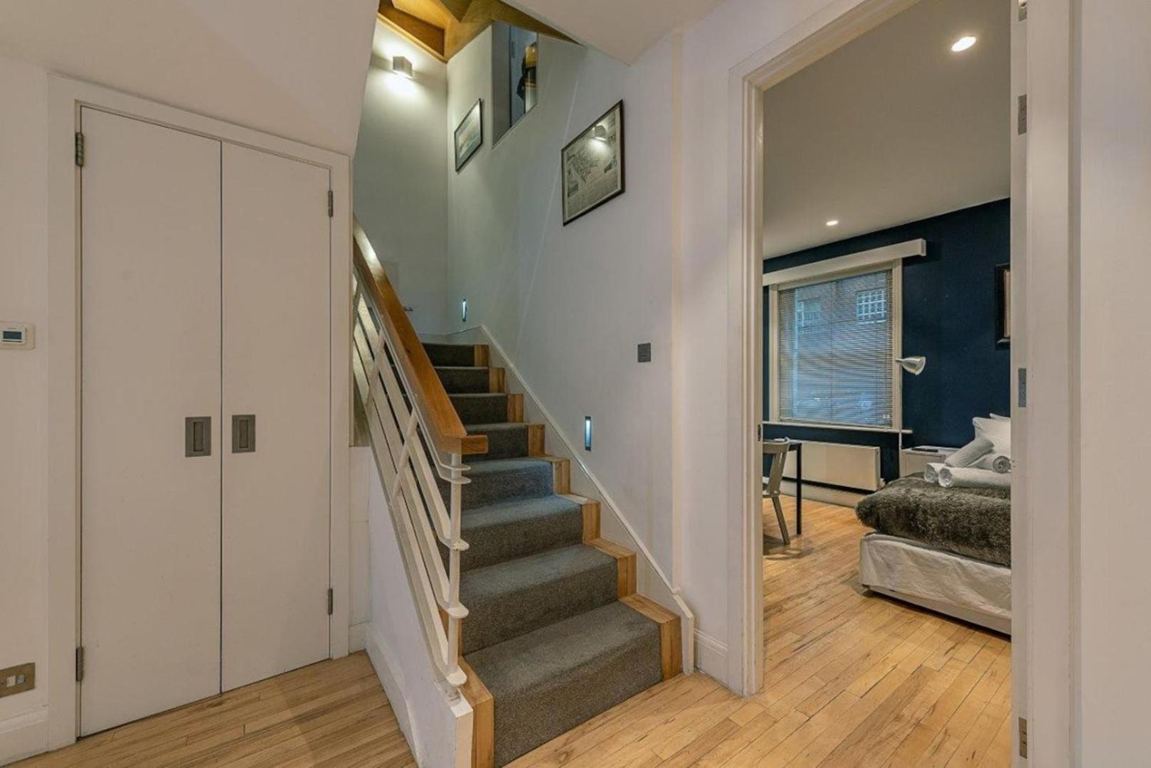 New Stunning 5Bd Mews House Villa London Bagian luar foto